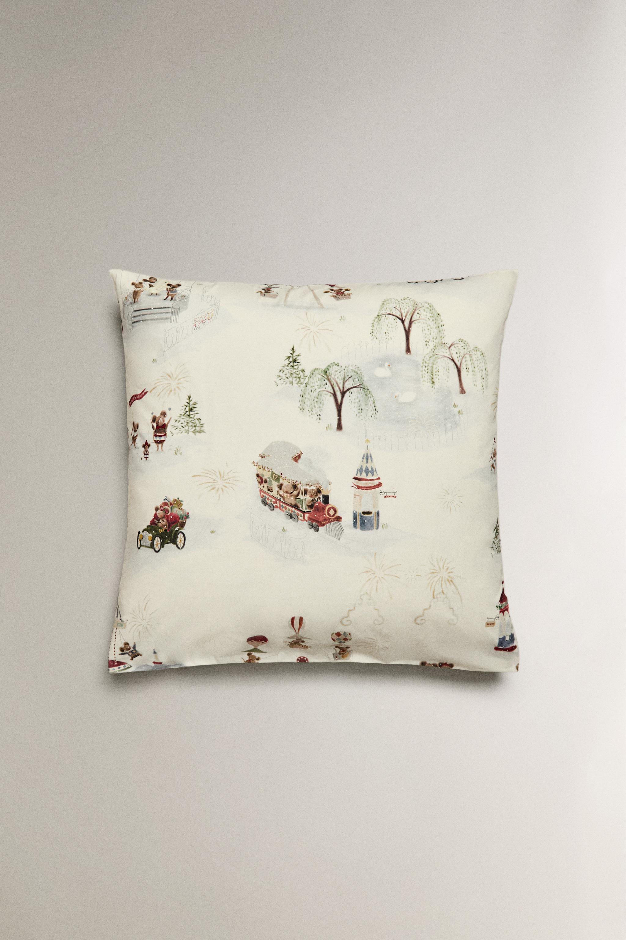 CHILDREN'S CHRISTMAS MICE PILLOWCASE